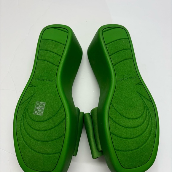 Kate Spade Vibrant Green Bow Sandals - Picture 5 of 7